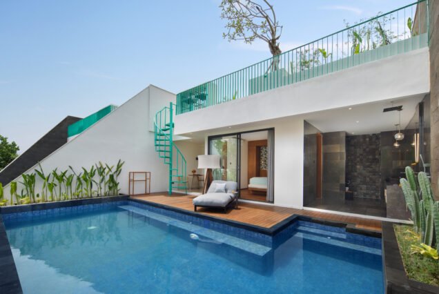 (5) a Sky One Bedroom Villa