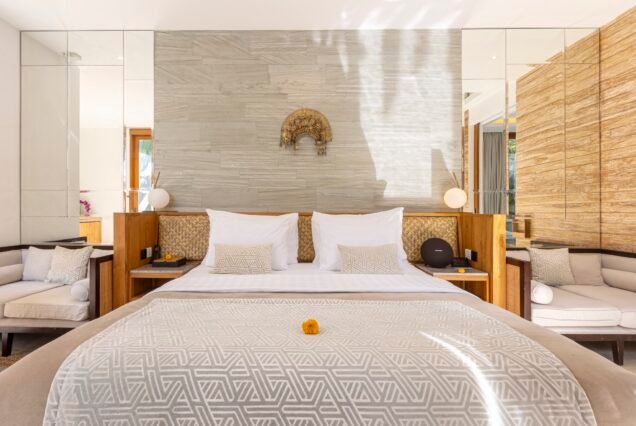 One Bedroom Villa with Private Pool and Bathtub 1
