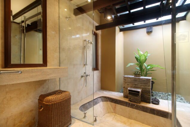 alam villa Bathroom