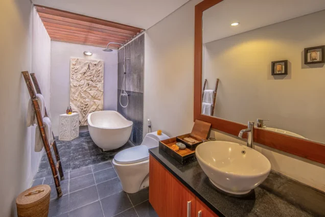 Three  Bedroom Villa with Private Pool and Bathtub