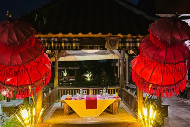 Candle Light Dinner - Gazebo